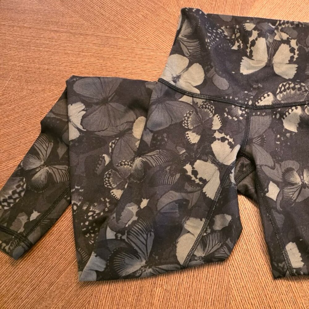 Consignment Bound -Lululemon Butterfly Leggings - 2 View 4